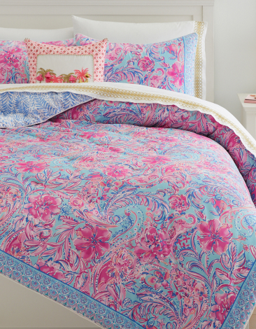 Isla de Coco Comforter
