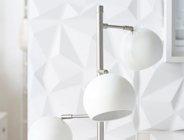 Solid spotlight floor lamp