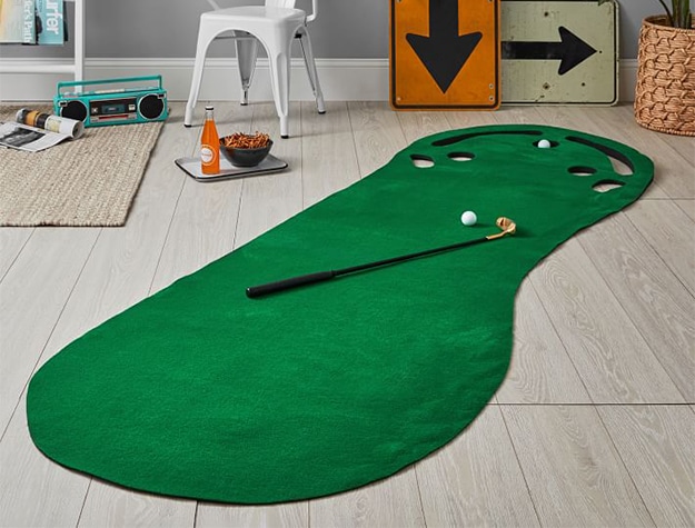 Putting green game