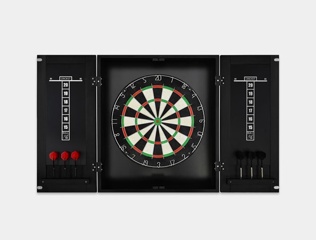 Dartboard set