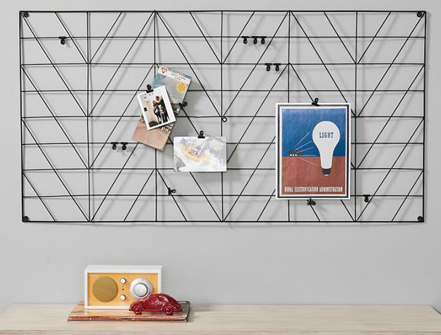 wall metal photo hanger