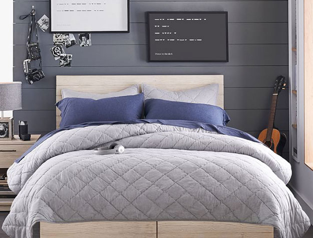 neutral cool color palette