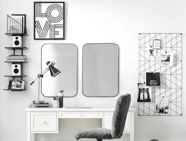 gallery wall with mirrors