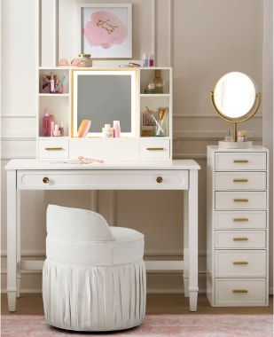 New Inspo for Your Get-Ready Space New Inspo for Your Get-Ready Space