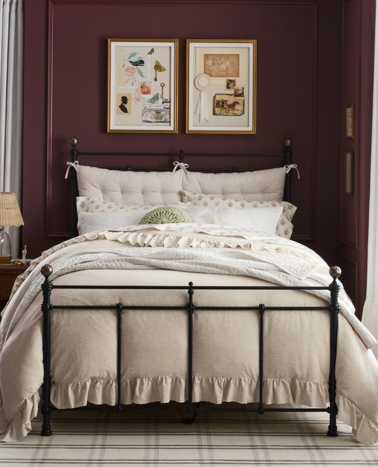 Chris Loves Julia Shop Rooms