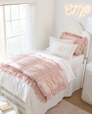 Move-In Made Easy: Enter the Dorm Shop