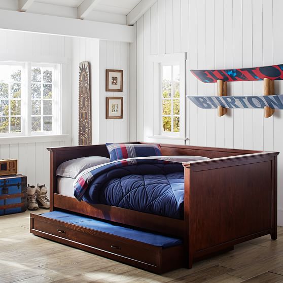 daybed boys room