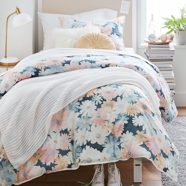 Daisy Comforter And Sham Pottery Barn Teen