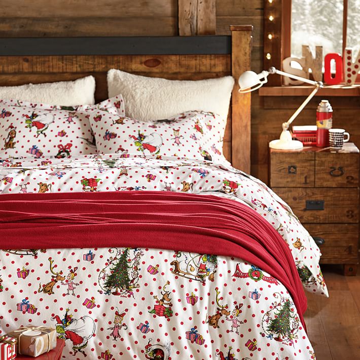 The Grinch™ Girls Quilt + Sham | Pottery Barn Teen