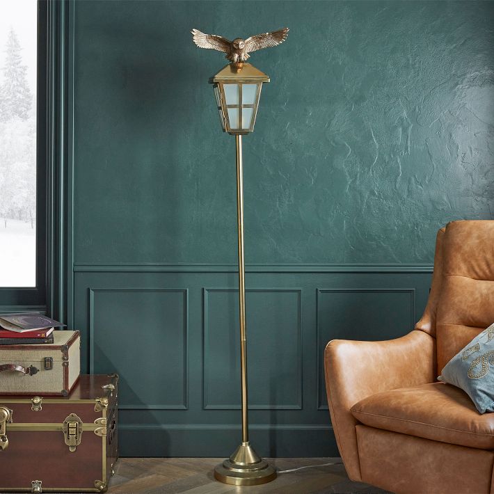 pottery barn harry potter lamp