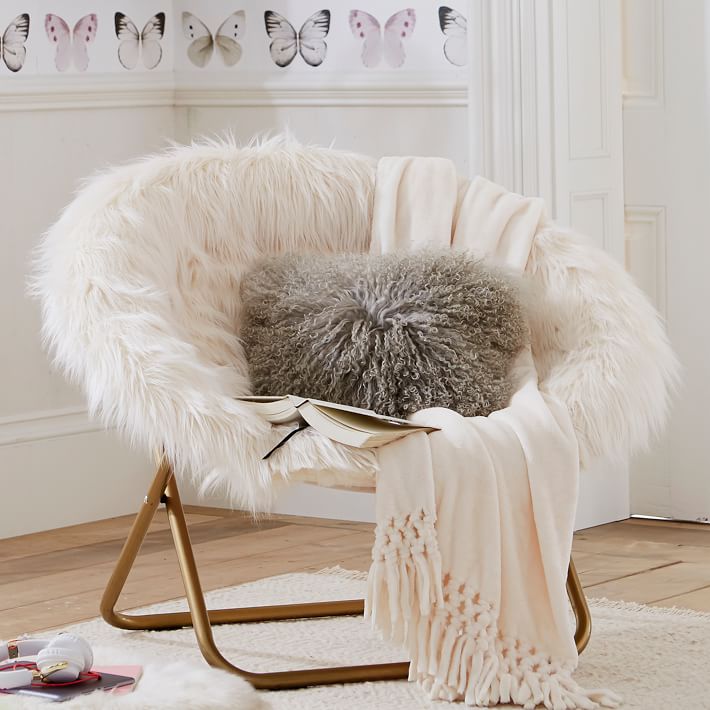 round fur chair