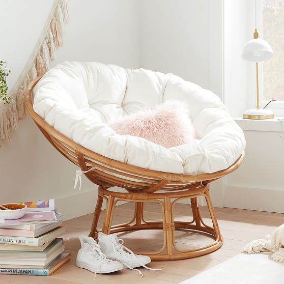 white fluffy papasan chair