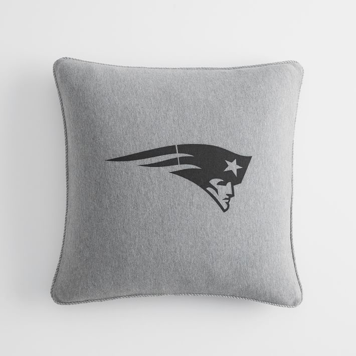 Pottery Barn Kids Football Helmet Deco Pillow, 20" Square, NEW, Nfl,college  dorm