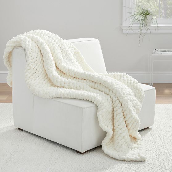 Cozy Jumbo Hand-Knit Throw | Pottery Barn Teen