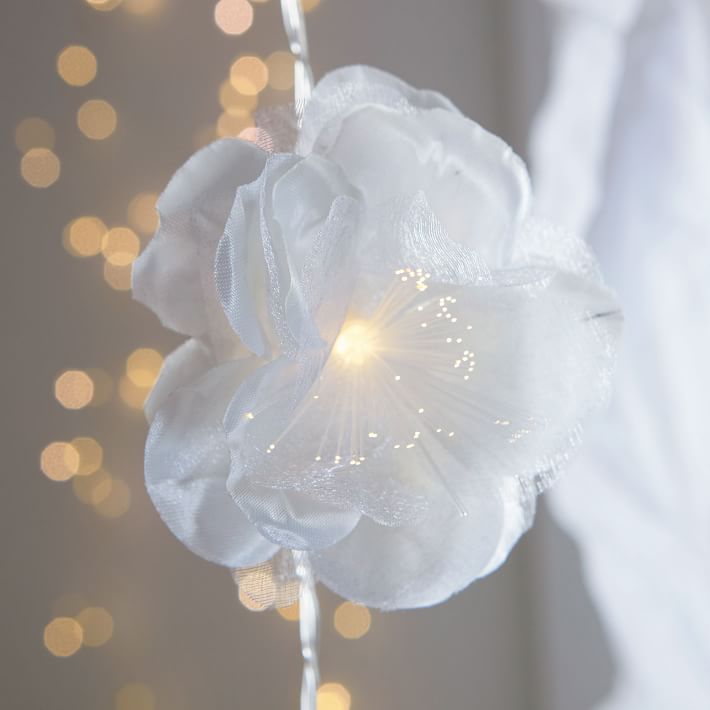 White flower string deals lights