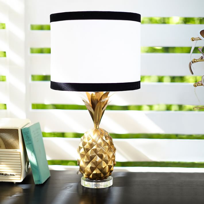 The Emily &amp; Meritt Pineapple Table Lamp