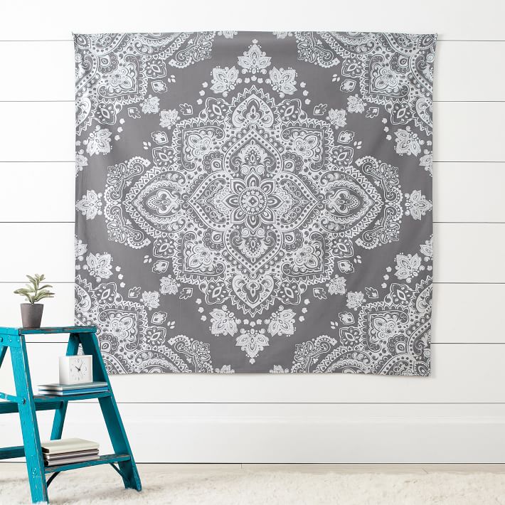 Paisley Tapestry, Gray/Silver