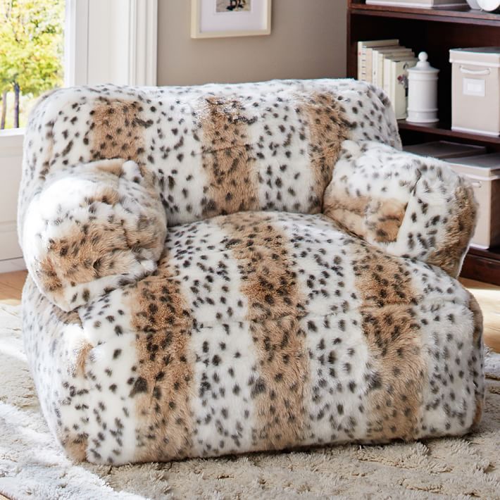 Snow Leopard Faux-Fur Eco-Lounger