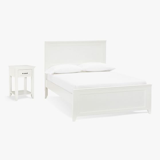 Hampton Classic Bed & Nightstand Set Pottery Barn Teen