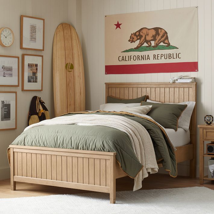 Pottery Barn Teen Beadboard Queen Storage Bed, 35% Off