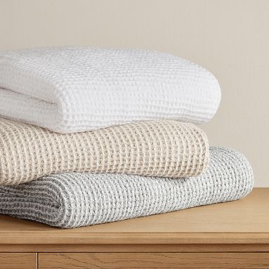 Waffle Weave Blanket | Pottery Barn Teen