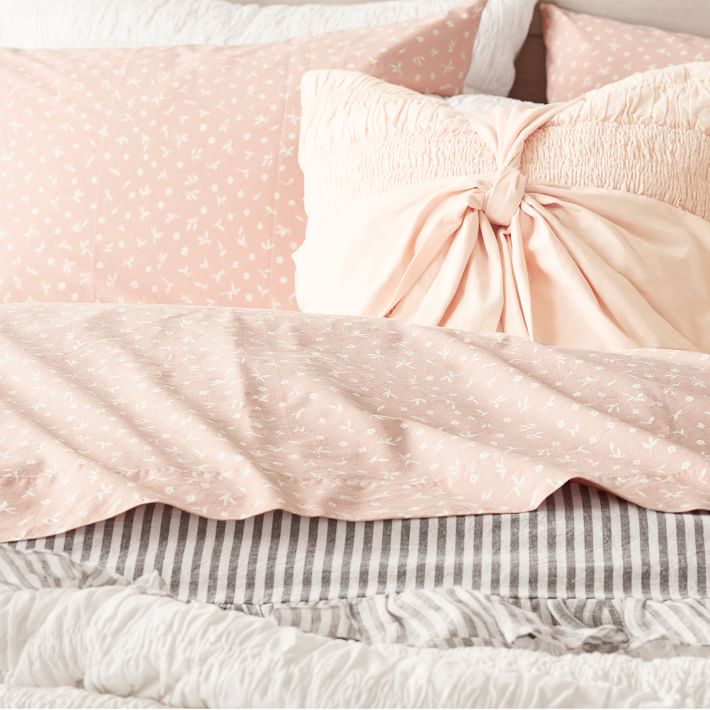 https://assets.ptimgs.com/ptimgs/ab/images/dp/wcm/202351/0012/emily-meritt-organic-prairie-floral-sheet-set-1-o.jpg