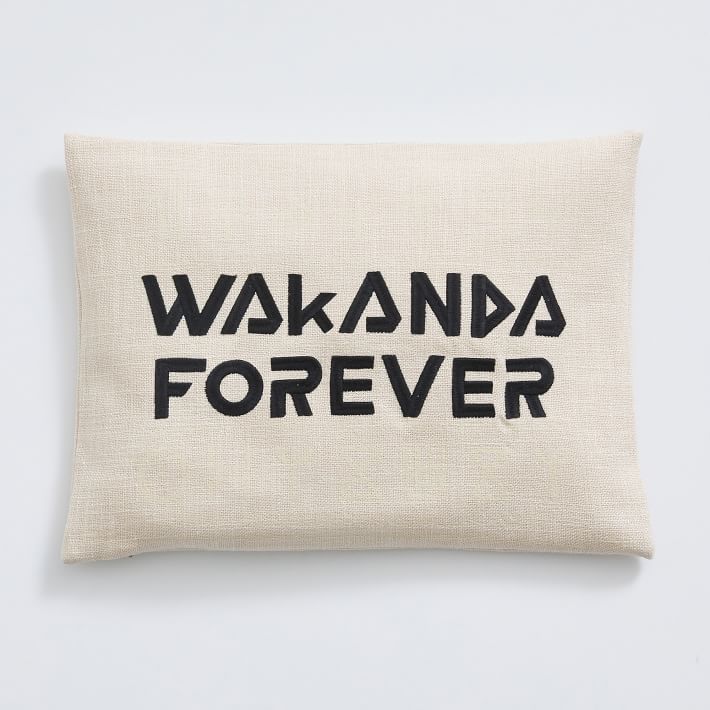 Marvel's <em>Black Panther</em> Glow-in-the-Dark Wakanda Forever Pillow Cover