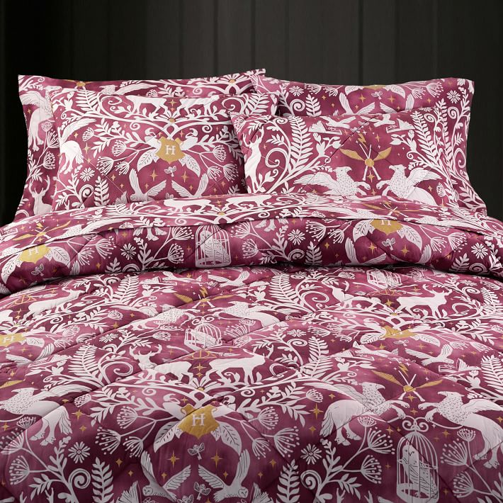 Harry Potter™ Magical Damask Comforter - Burgundy