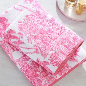 Lilly Pulitzer Toile Bath Towel | Pottery Barn Teen