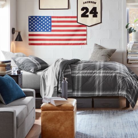 Classic Americana Dorm Room
