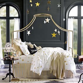 Maison Canopy Bed