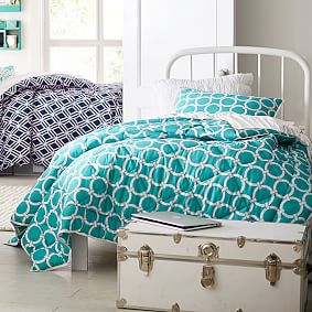 Rings Deluxe Comforter Set with Comforter, Sheet Set, Pillowcase, Mattress Pad, Pillow Inserts + Blanket