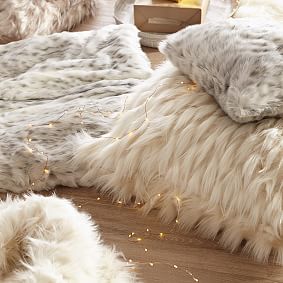 Faux-Fur Pillow Cover, Winter Fox