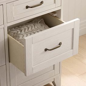 Hampton 9-Drawer Wide Dresser (63.5")