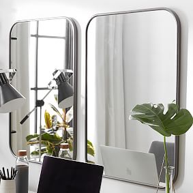 Metal Framed Rectangular Mirror (20&quot;x30&quot;)