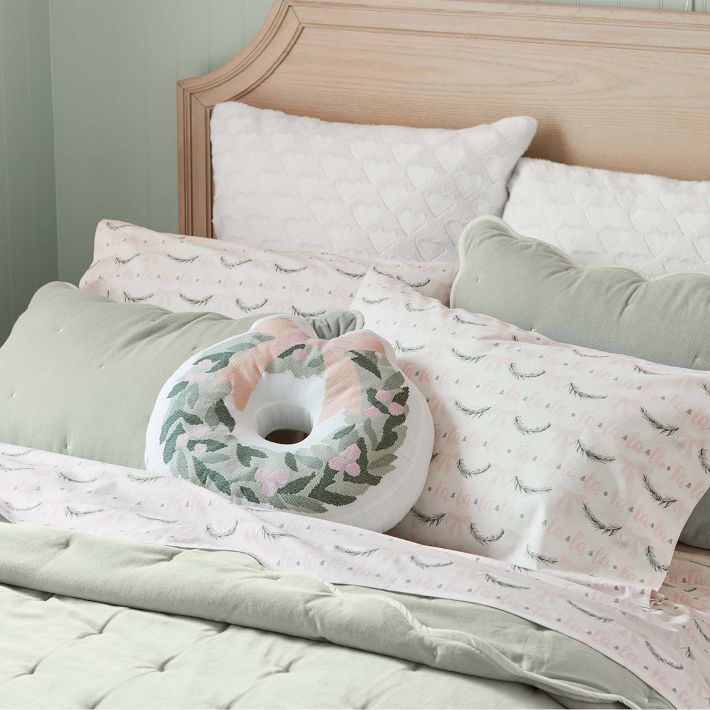 Pottery Barn Fa la la queen discount sheet set