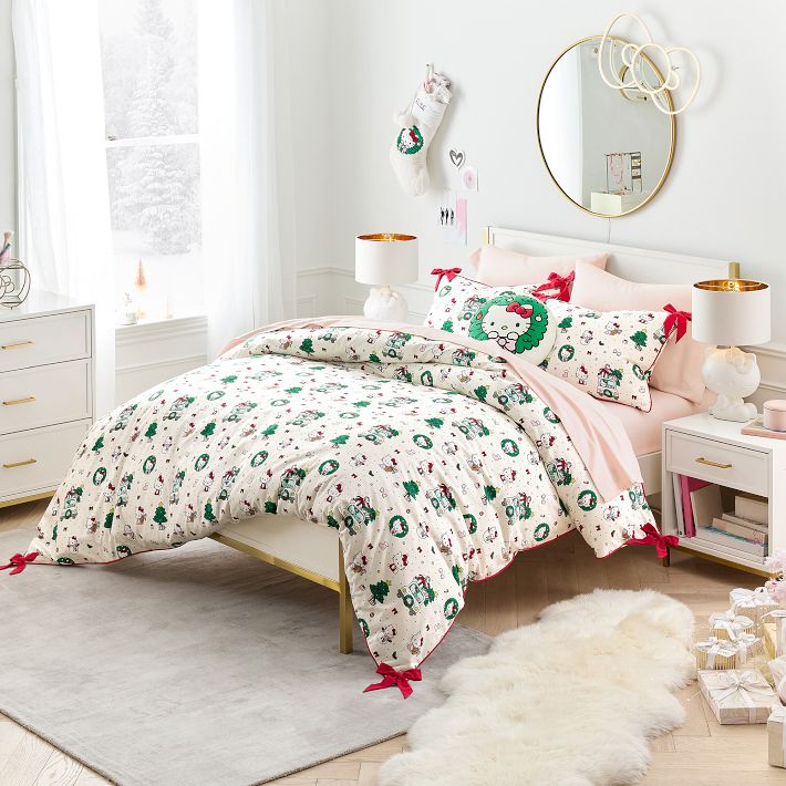 New Pottery Barn Teen Hello Kitty Full Flannel Christmas on sale Sheet Set Sold Out!