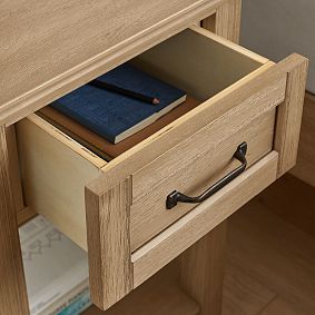 Hampton Nightstand (19&quot;)