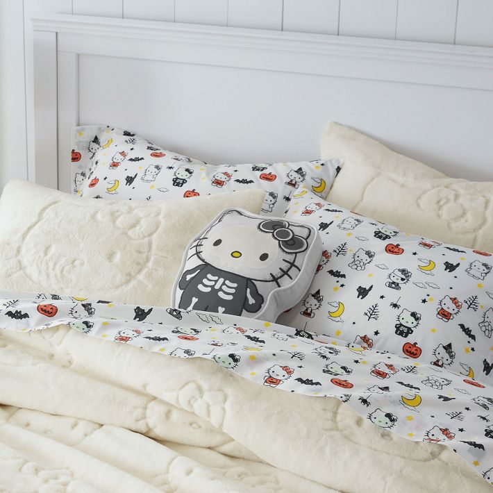 New Pottery Barn Teen Hello Kitty Full Flannel Christmas Sheet Set Sold selling Out!