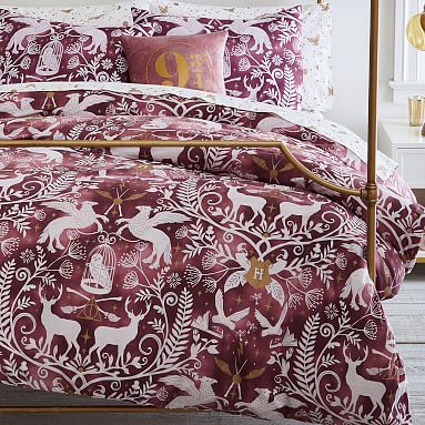 Pottery Barn store Hogwarts Comforter