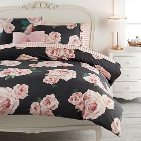 Emily &amp; Meritt Bed Of Roses Duvet Cover - Black &amp; Blush