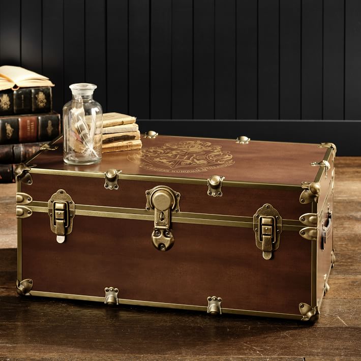 Harry Potter&#8482; Hogwarts&#8482; Trunk