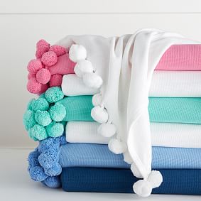 Pom Pom Organic Throw