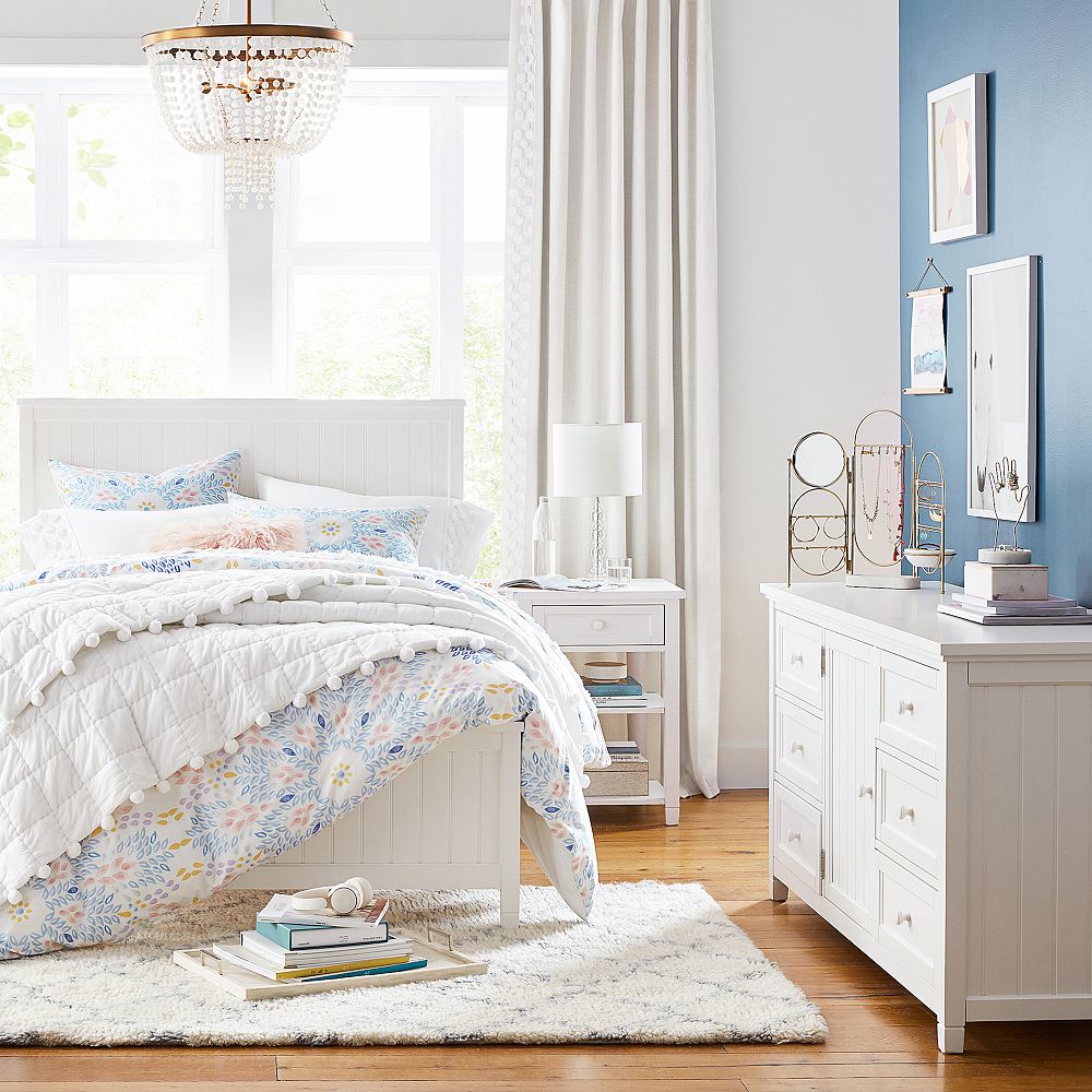 Beadboard Basic Bed &amp; 6-Drawer Dresser Set