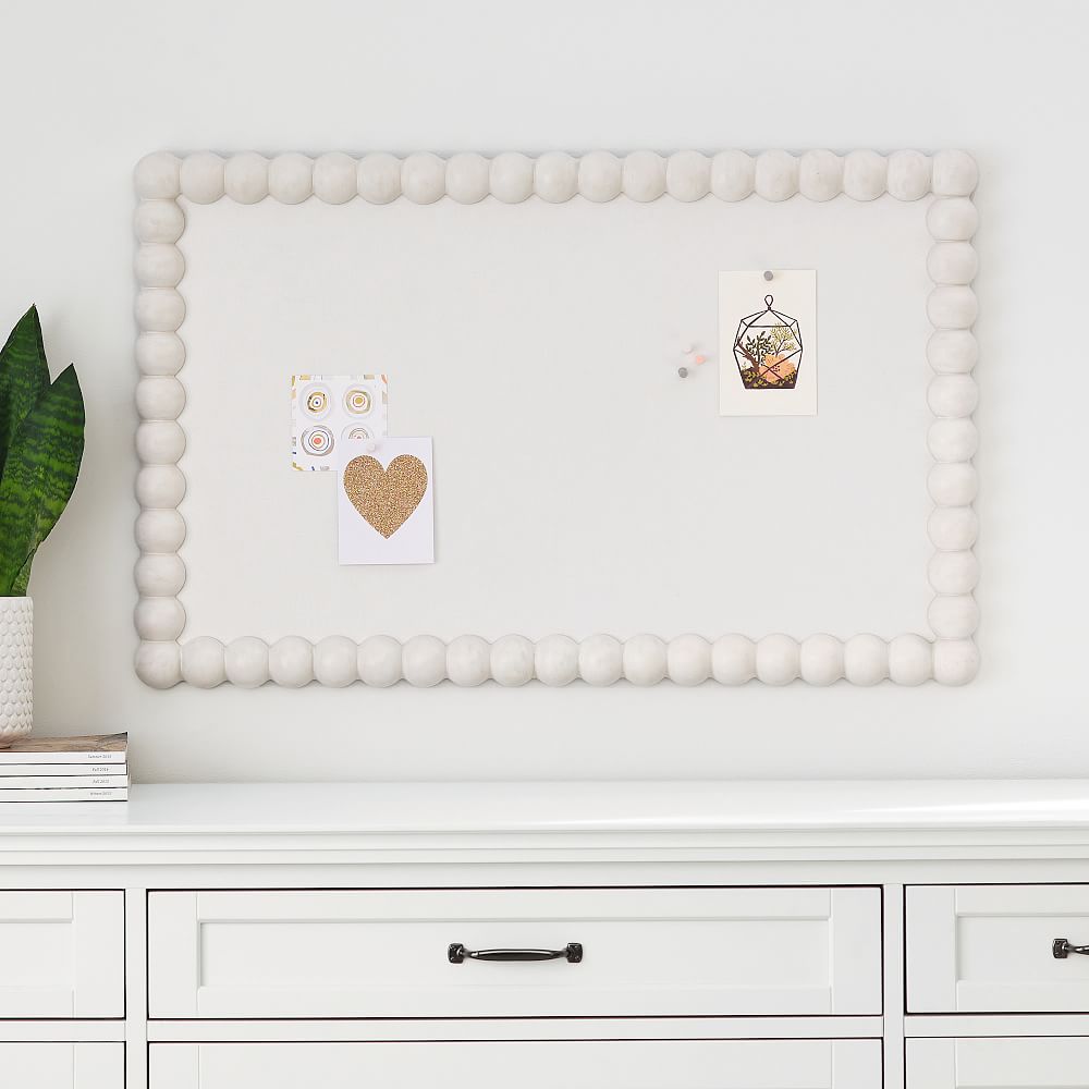 Naturalist Ball Pinboard (35&quot;x22&quot;)