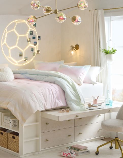 New Teen Furniture & New Teen Decor | Pottery Barn Teen