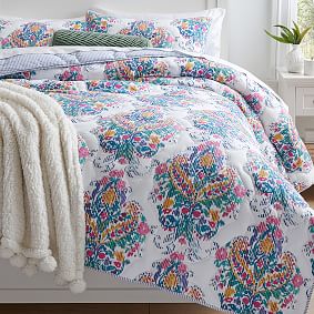 Olivia Medallion Quilt
