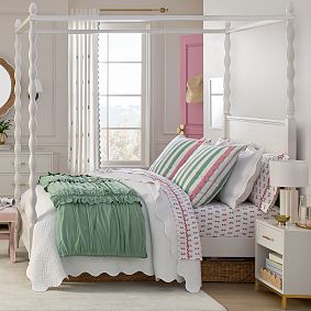 Macaron Ruffle Quilt