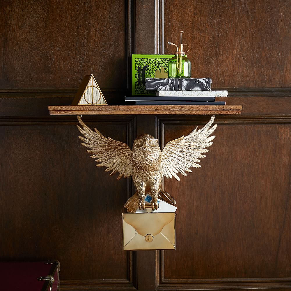 Harry Potter&#8482; Hedwig&#8482; Rustic Shelf