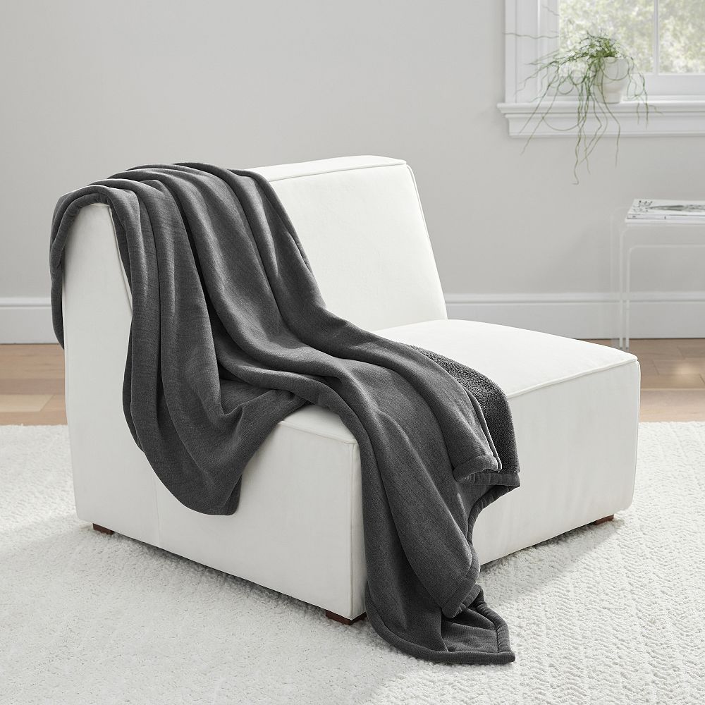 Bear Hug Throw